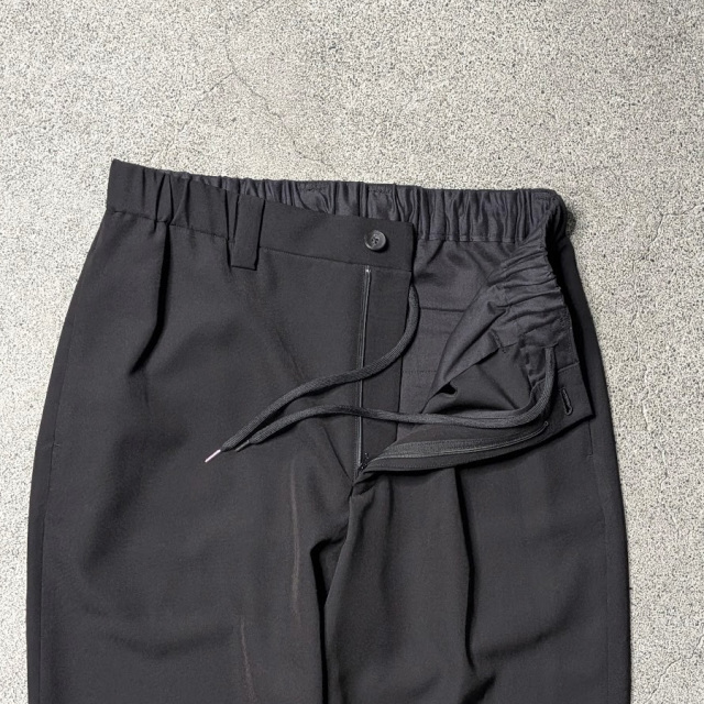 FANTASTICDAYS （ファンタスティックデイズ）UNCREASE-M-261-01 [ UNCREASE-M ] ポリエステルアセテート イージースラックス  (BLACK)