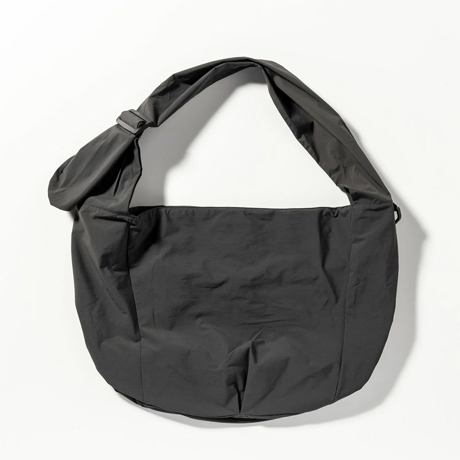 alkphenix (アルクフェニックス) EAM22BA01 [ Furoshiki bag / Karu-Stretch Taffeta II ] フロシキバッグ/ショルダーバッグ (OFF BLACK)