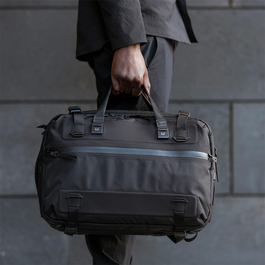 BLACK EMBER  (ブラックエンバー)  [DEX 30 ] 7223001 / 2way Cordura バックパック (BLACK)