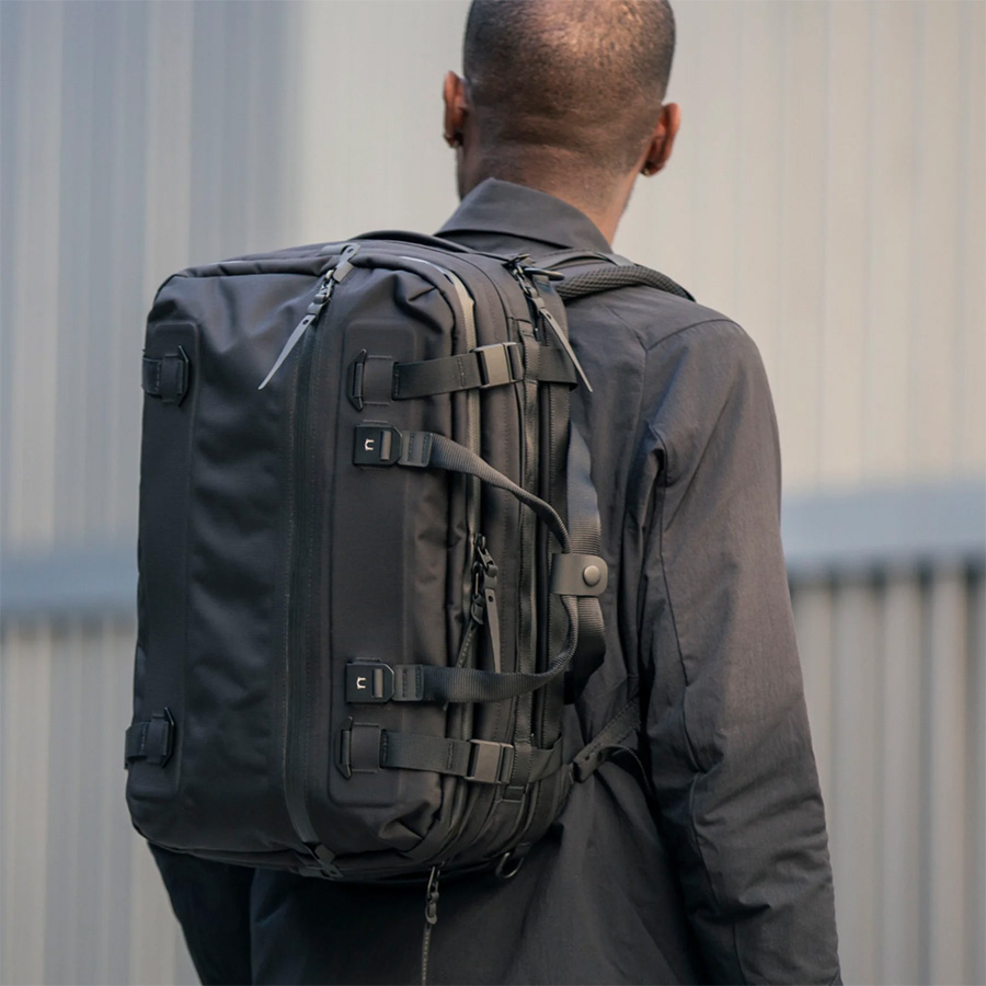 BLACK EMBER  (ブラックエンバー)  [DEX 30 ] 7223001 / 2way Cordura バックパック (BLACK)