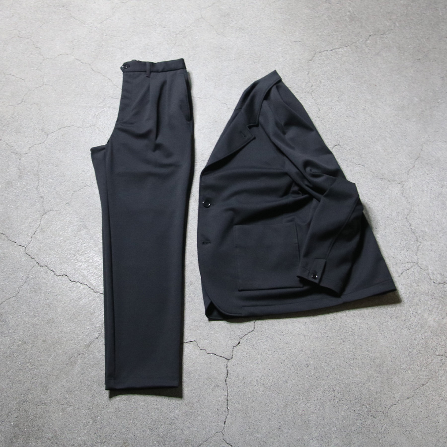 CURLY / CURLY& Co. (カーリー) 251-530331 [ THERMO RAGLAN-SLEEVE JACKET ] ストレッチポンチ ラグランスリーブ 2Bジャケット (BLACK) 