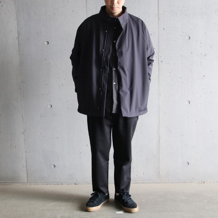 DESCENTE PAUSE (デサントポーズ) DLMUJK34 [BLOUSON]　スタンドカラーブルゾン (BLACK)