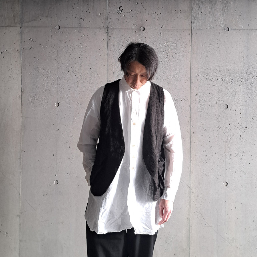 KLASICA (クラシカ) [MSF] CROSS BACK VEST / シャトルウェーブ シングルジャガード ペイズリー クロスバック ベスト (BLACK)