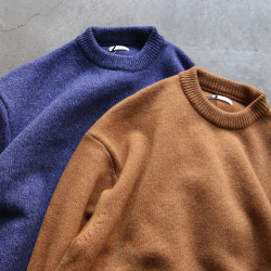 alvana (アルヴァナ) ALV-90150 [ 5G LAMS WOOL CREW KNIT ] 5ゲージラムウールニット クルーネック セーター (DEEP PURPLE) (CAMEL)