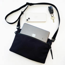 BLACK EMBER  (ブラックエンバー)  [ SACOSHE01 EmberTex ] 7225009 / EmberTex サコッシュ (BLACK)