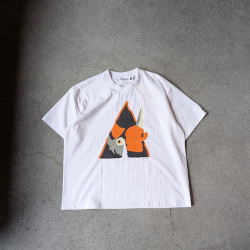 COTTON PAN (コットンパン) MOVIE / [朝食を]
[DOGS][時計][戦場] / クルーネックプリントTシャツ (WHITE)