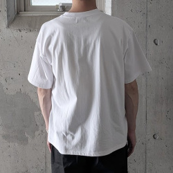 COTTON PAN (コットンパン) MOVIE / [朝食を]
[DOGS][時計][戦場] / クルーネックプリントTシャツ (WHITE)