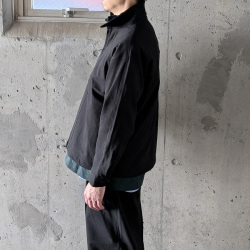 CURLY / CURLY& Co. (カーリー) 263-430821 [ KNIT CHINO-CLOTH ZIP-UP BLOUSON ] ハイゲージダブルニットチノ ジップアップブルゾン (BLACK)