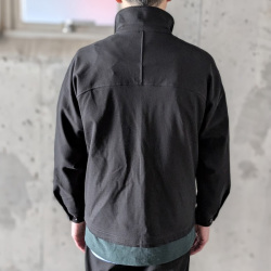 CURLY / CURLY& Co. (カーリー) 263-430821 [ KNIT CHINO-CLOTH ZIP-UP BLOUSON ] ハイゲージダブルニットチノ ジップアップブルゾン (BLACK)