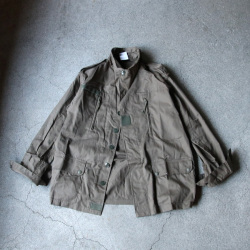 DEAD STOCK MILITARY (デッドストック ミリタリー) FRENCH ARMY F-1 JACKET / フランス軍 ミリタリー ジャケット / ミリタリーウエア　コーディネート / 40代ファッションベーシック