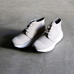 DUSK STUDIO (ダスク スタジオ) [DS-001] CHUKA ZIP SNEAKER / VIBRAM ROLLIG SYSTEM (3COLOR) / スニーカー＋シューズ × 快適 ＝ DUSK STUDIO /大人の疲れた足を癒してくれるハイブリットフットウエア