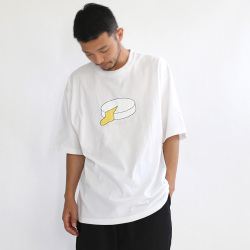 EEL PRODUCTS (イール プロダクツ) E-24527 [OFRANCE×Paul Cox] E-24526 [HOME×Paul Cox] E-24527 [LIFE×Paul Cox] クルーネックプリントTシャツ (WHITE)