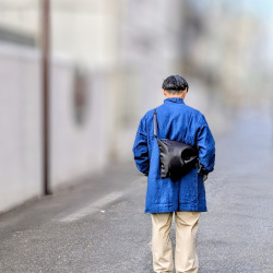 KaILI  (カイリ)  [ BIG KIWI ] ポーチ/ショルダーバック (BLACK)