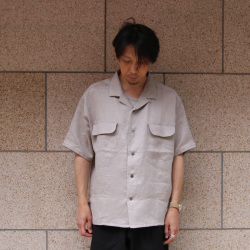 NIGEL  CABOURN (ナイジェルケーボン)  [MAINE LINE] 80460011005 [OPEN COLLAR SHIRT - LINEN TWILL] オープンカラーシャツ - リネンツイル S/S シャツ (GRAY)