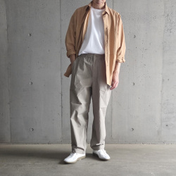 STILL BY HAND (スティルバイハンド)  [ PT02253 ] Garment-dye deep tuck pants/ガーメントダイ ディープタック パンツ (GREIGE) (BLUE CHARCOAL)