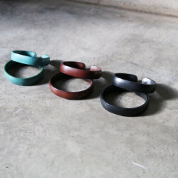 TODO PASA (トゥド パッサ)  [PLANE LEATHER BANGLE] プレーンレザーバングル (3COLOR)