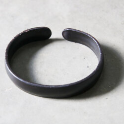 TODO PASA (トゥド パッサ)  [PLANE LEATHER BANGLE] プレーンレザーバングル (3COLOR)
