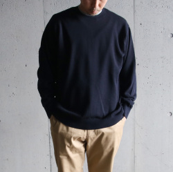 YONETOMI NEW BAISC (ヨネトミ ニューベーシック) 95-232-010 [4SEASONS WOOL KNIT P/O] YOETOMI別注 4シーズンウール ニット クルーネックプルオーバー (NAVY)