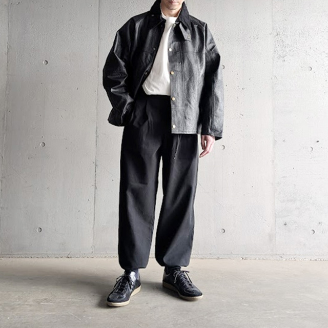  CURLY / CURLY& Co. (カーリー) 261-760125 [ KNIT CHINO-CLOTH PANTS (WIDE) ] ハイゲージダブルニット チノクロスパンツ(ワイド) (BLACK)