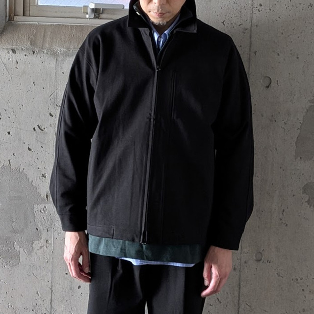 CURLY / CURLY& Co. (カーリー) 263-430821 [ KNIT CHINO-CLOTH ZIP-UP BLOUSON ] ハイゲージダブルニットチノ ジップアップブルゾン (BLACK)
