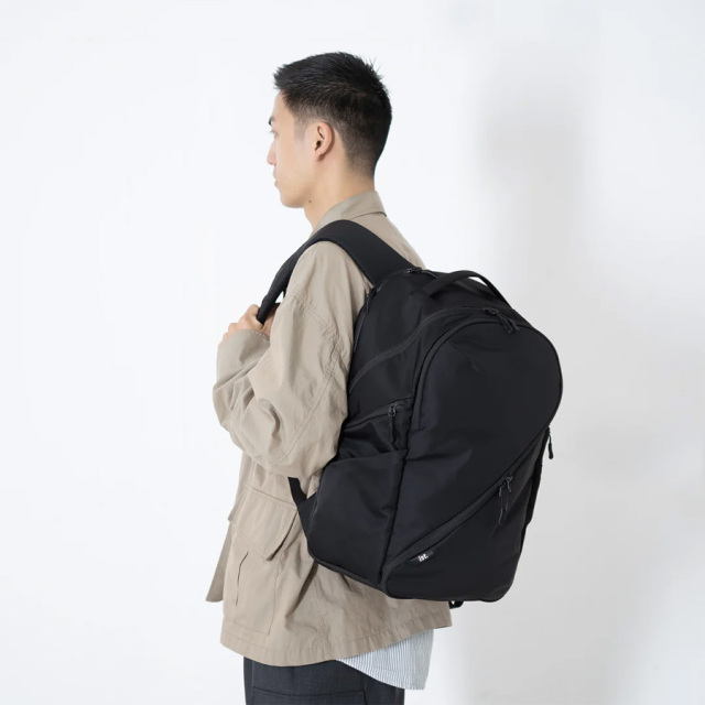 ist. (イスト) [ist.-DP] デイパック (BLACK) 