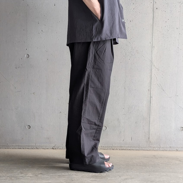 LM-P-130-LI [Organic Cotton Linen Center Seam 3 Tuck Pants] オーガニックコットン×リネン センターシーム 3タックイージーパンツ (BLACK)