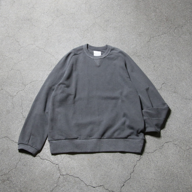 RE MADE IN TOKYO JAPAN (アールイーメイドイントウキョウジャパン) 08125A-CT [Vintetage Sweat Elbow Patch Ttainer] ヴィンテージ スウェット エルボーパッチ クルーネック プルオーバー(SAX) (CHARCOAL) 