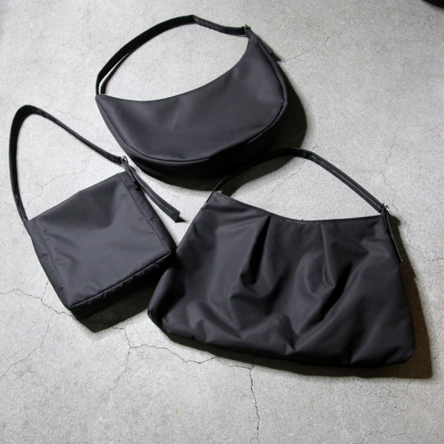 SU (スー)  SU-03-BG-04 [ Pleats Shoulder Bag ] プリーツ ショルダーバッグ (BLACK) 