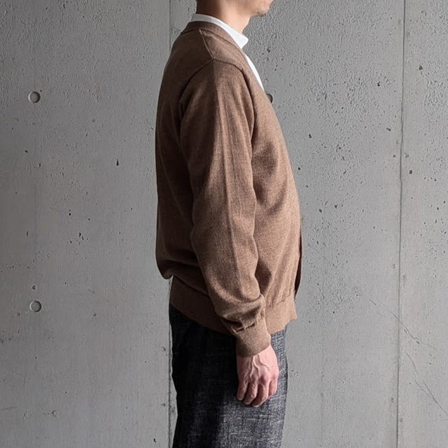 YONETOMI NEW BAISC (ヨネトミ ニューベーシック) 95-264-006 [HIGH TWIST WOOL KNIT CARDIGAN] ハイツイスト ウール カーディガン (D.GRAY)(CAMEL)